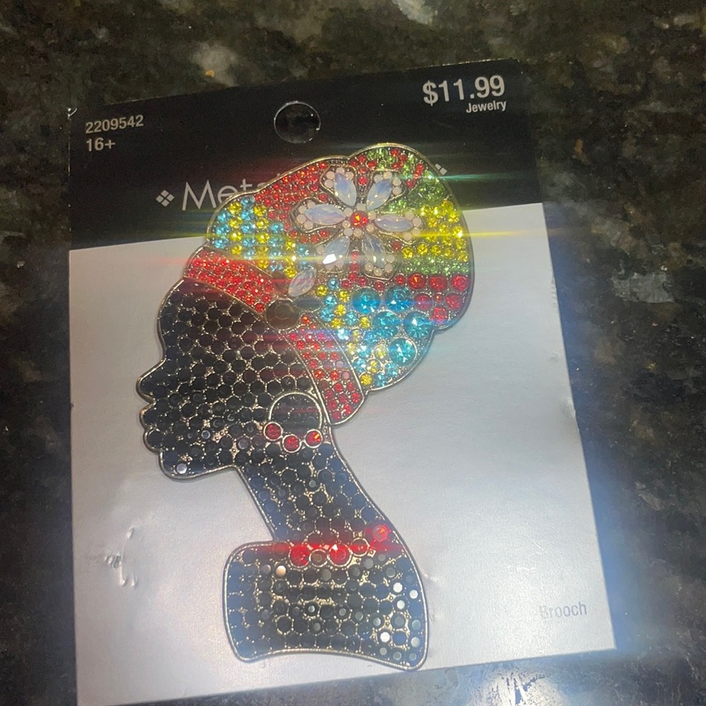 Metal Gallery Brooch with Crystal Stones.
